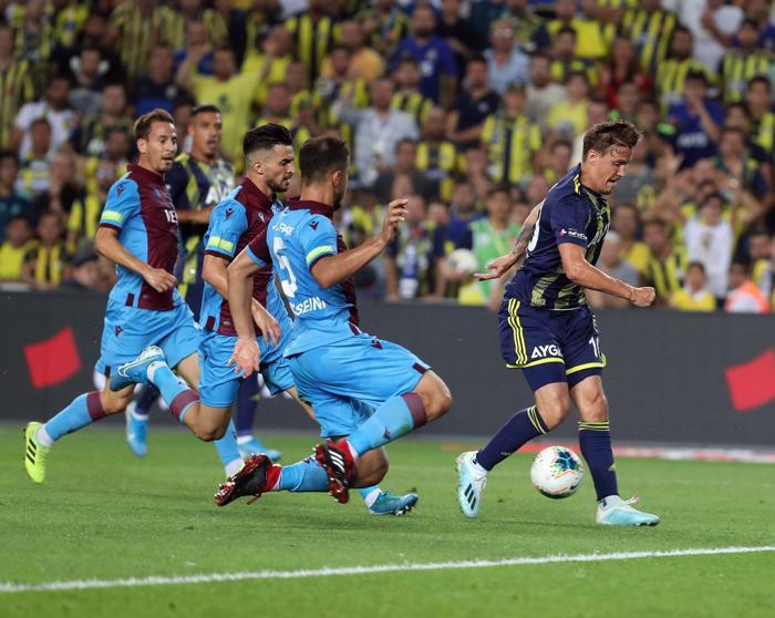 Fenerbahçe - Trabzonspor maçında dikkat çeken kare