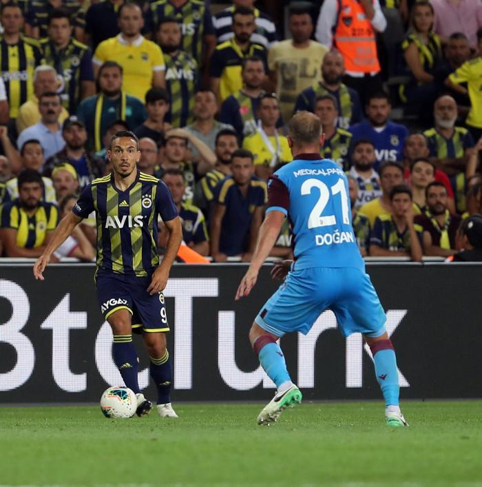 Fenerbahçe - Trabzonspor maçında dikkat çeken kare