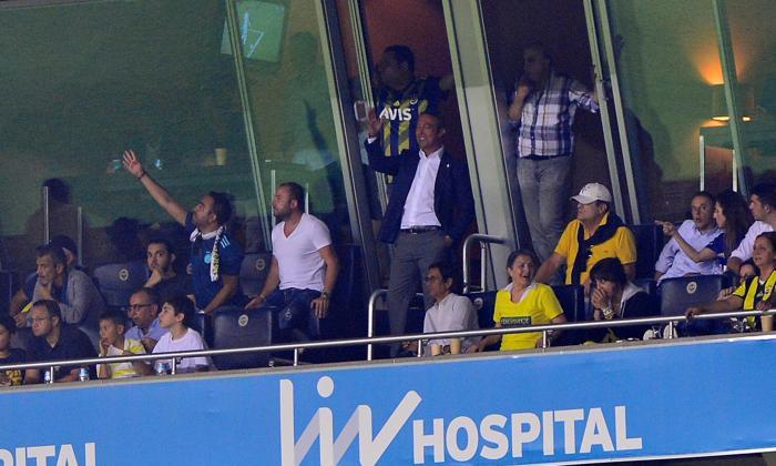 Fenerbahçe - Trabzonspor maçında dikkat çeken kare