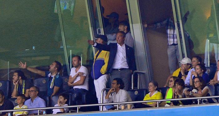 Fenerbahçe - Trabzonspor maçında dikkat çeken kare