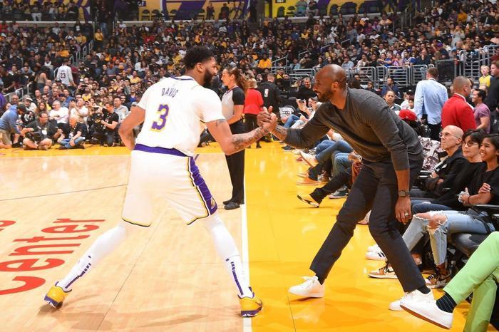NBA şampiyonu Los Angeles Lakers | Bu şampiyonluk Kobe için