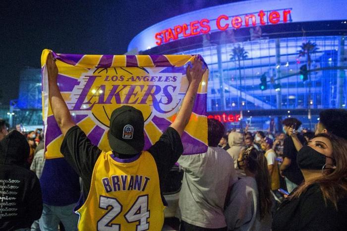 NBA şampiyonu Los Angeles Lakers | Bu şampiyonluk Kobe için