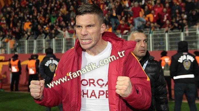 Kasımpaşa-Galatasaray maçından kareler;