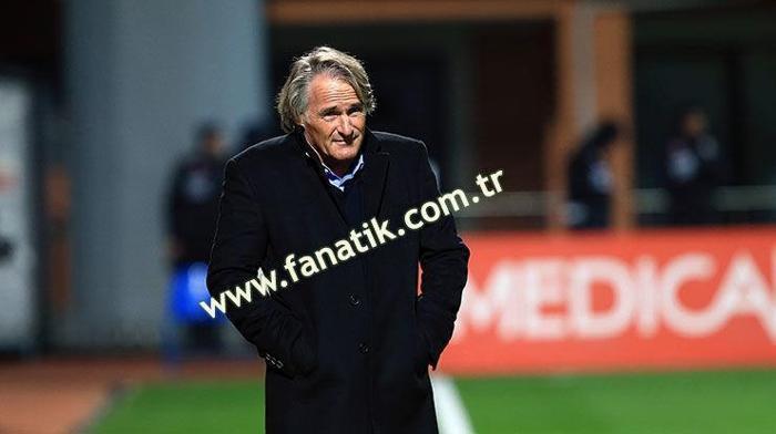 Kasımpaşa-Galatasaray maçından kareler;