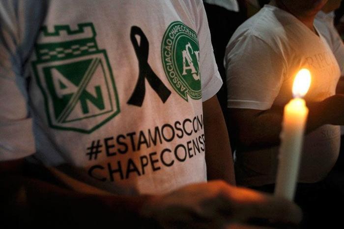Yüz binler Chapecoense için bir araya geldi