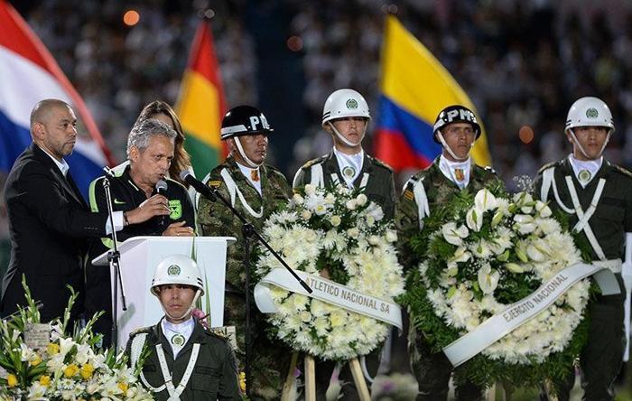 Yüz binler Chapecoense için bir araya geldi