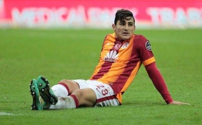 Süper Ligde futbolcuların maaşları dudak uçuklattı