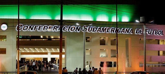 Yüz binler Chapecoense için bir araya geldi