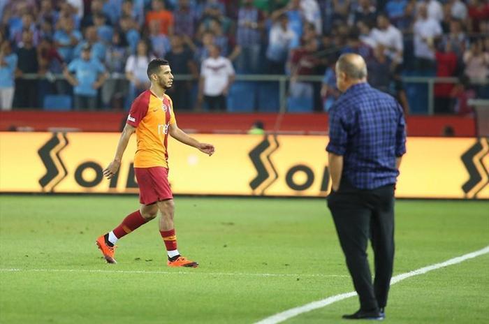 Galatasaray Younes Belhandanın sözleşmesini neden feshetti İşte o süreç...