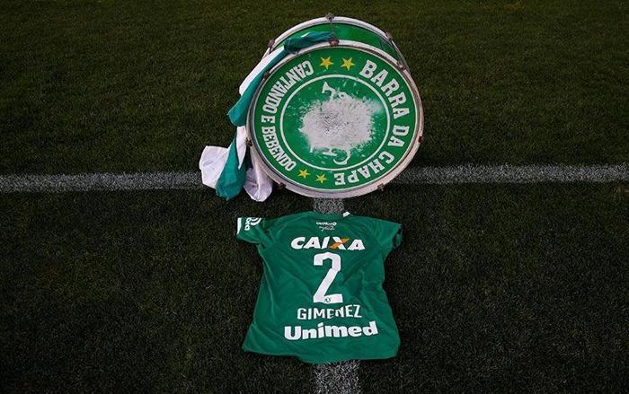 Yüz binler Chapecoense için bir araya geldi