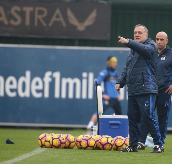 Dick Advocaat ve Vitor Pereira arasındaki 8 fark