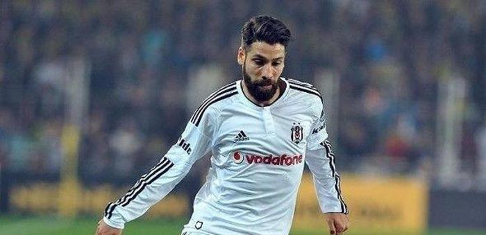 Süper Ligde futbolcuların maaşları dudak uçuklattı