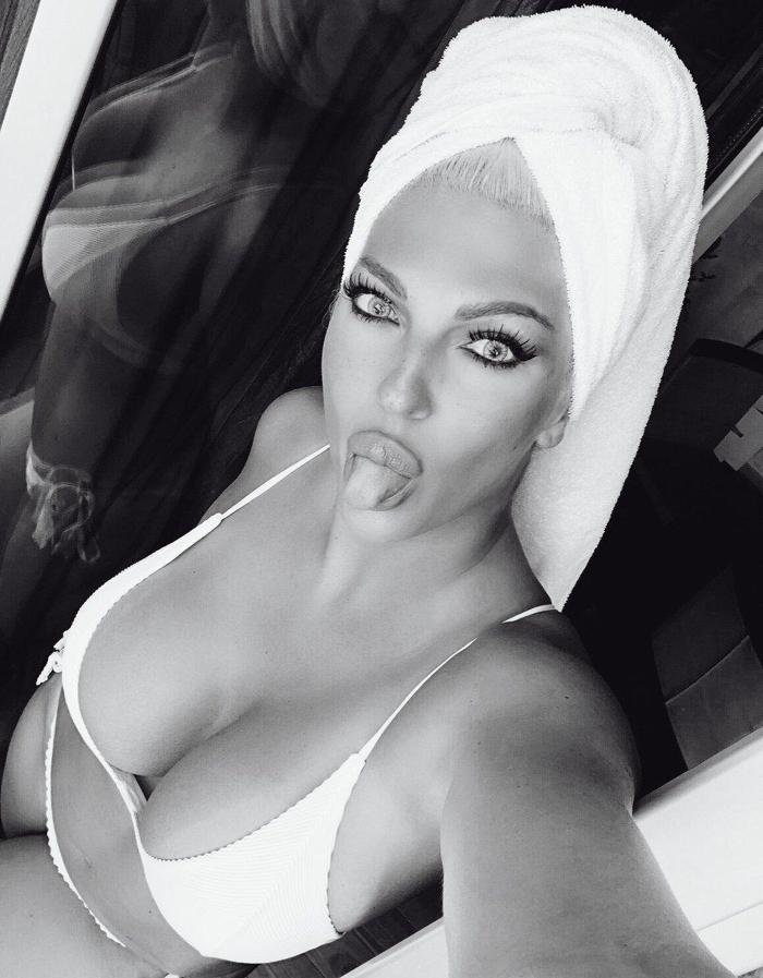 Jelena Karleusa İstanbulda
