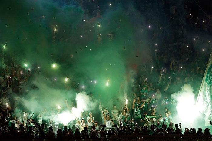 Yüz binler Chapecoense için bir araya geldi