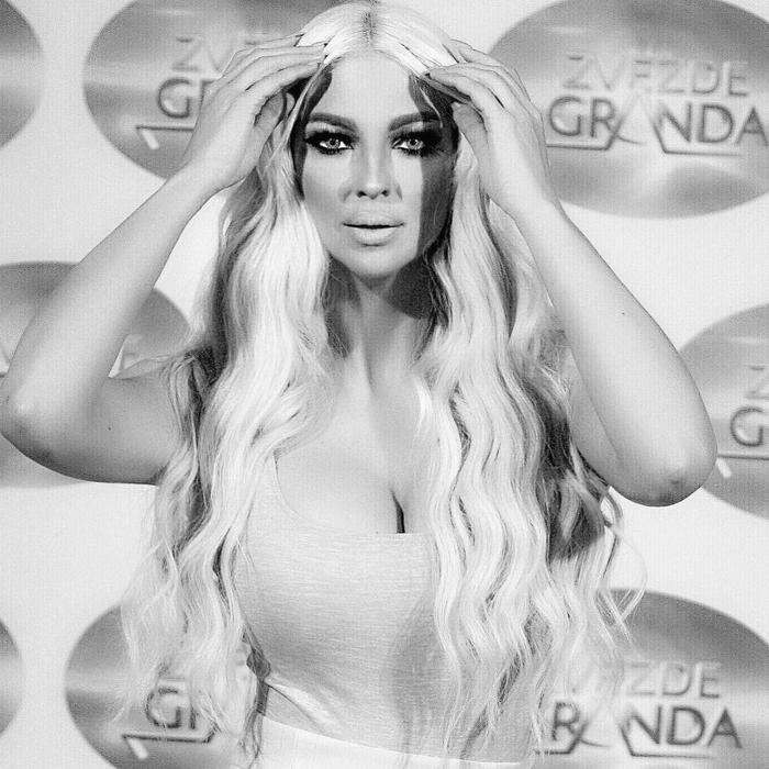 Jelena Karleusa İstanbulda