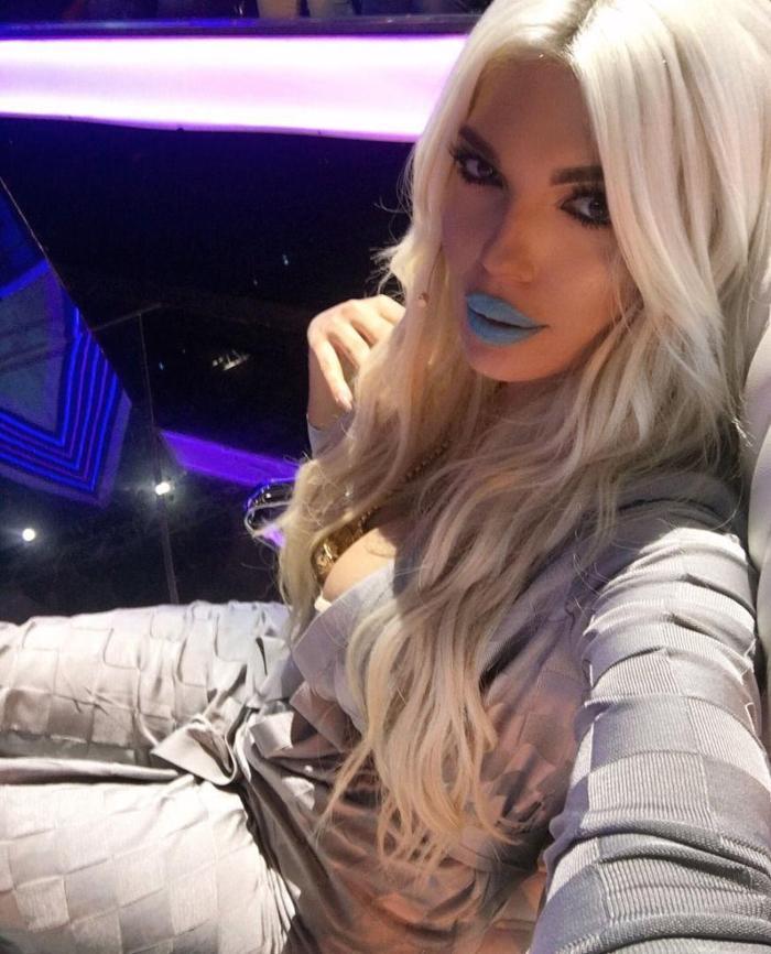 Jelena Karleusa İstanbulda