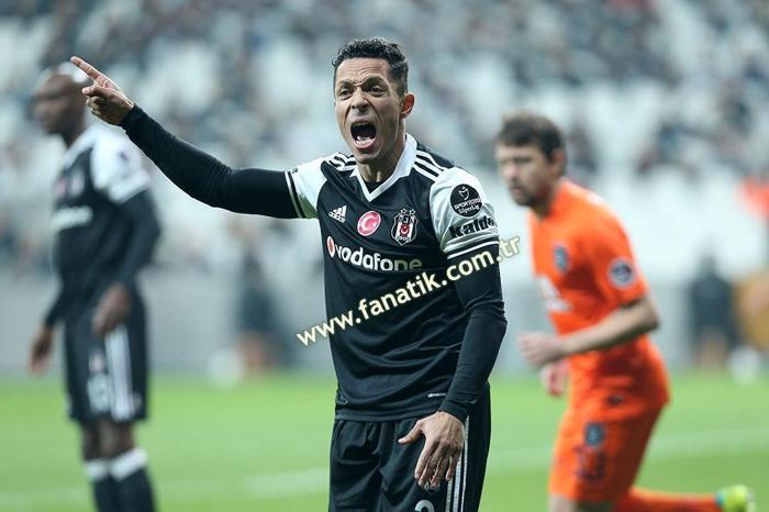 Beşiktaş - Medipol Başakşehir maçı fotoğrafları