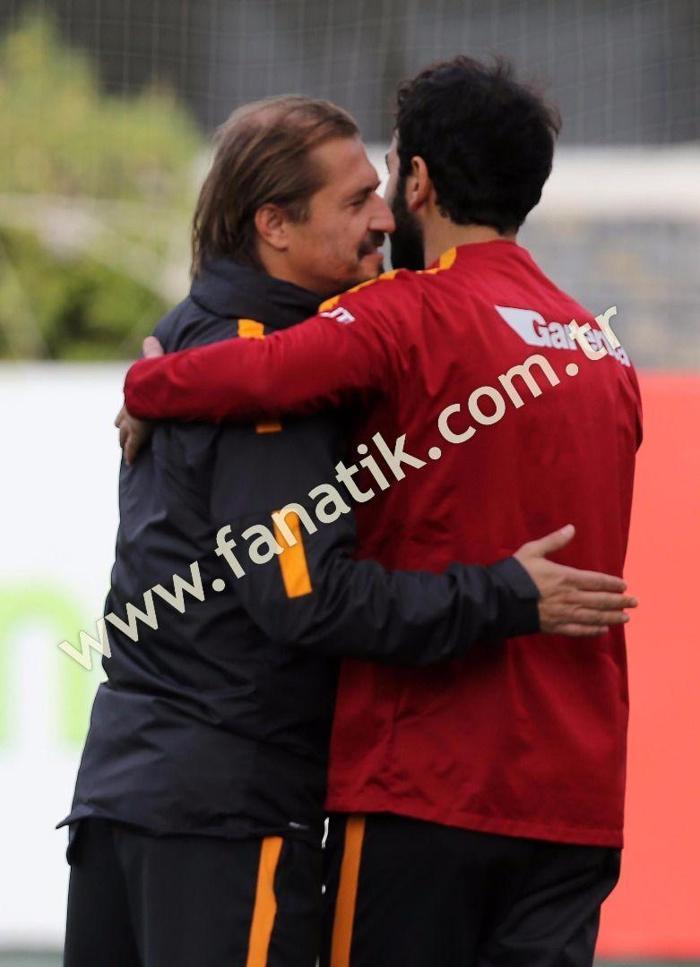 Galatasarayda barış sağlandı: Riekerink, Sneijder, Selçuk İnan ve Ayhan Akman...