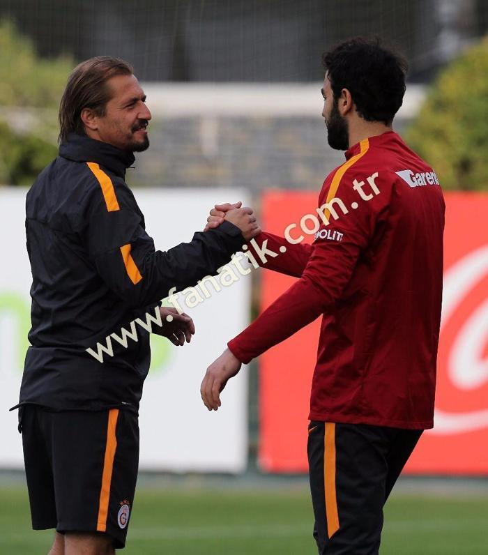 Galatasarayda barış sağlandı: Riekerink, Sneijder, Selçuk İnan ve Ayhan Akman...