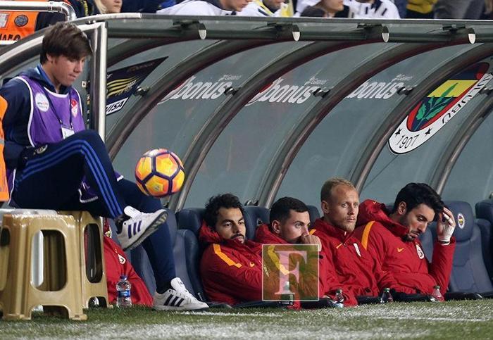 Hocasıyla gırtlak gırtlağa Hepinizden hesap soracağım