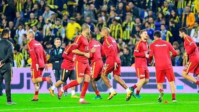 Hocasıyla gırtlak gırtlağa Hepinizden hesap soracağım
