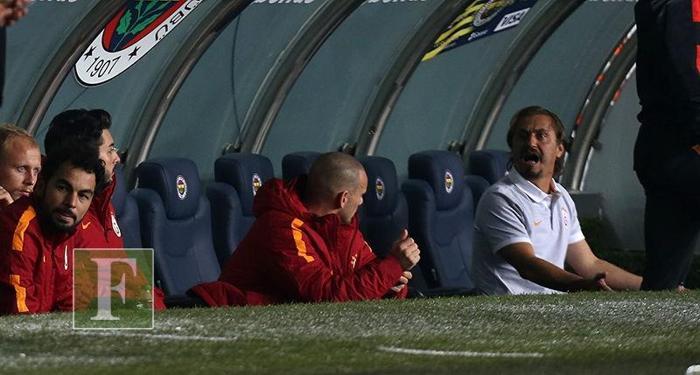 Hocasıyla gırtlak gırtlağa Hepinizden hesap soracağım