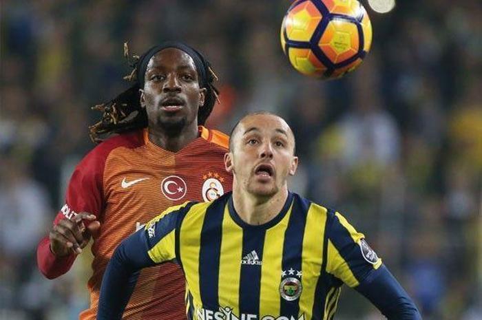 Hocasıyla gırtlak gırtlağa Hepinizden hesap soracağım