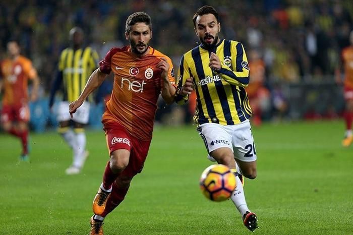Hocasıyla gırtlak gırtlağa Hepinizden hesap soracağım