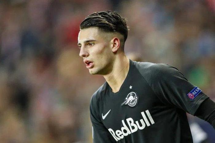 Dominik Szoboszlai (19, Salzburg, Ortasaha, Macaristan)