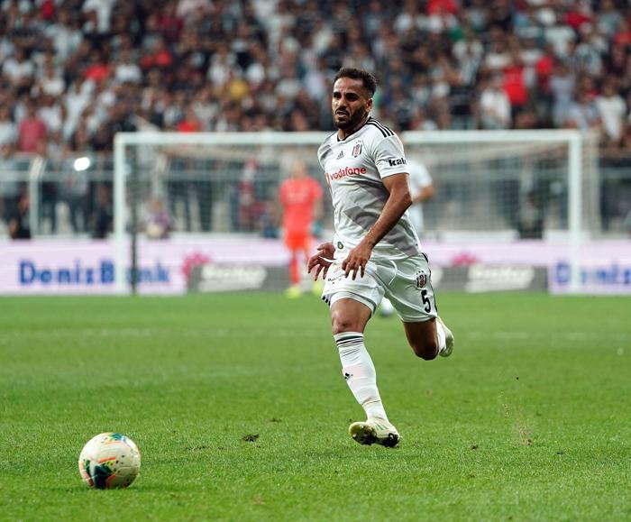 Beşiktaş-Çaykur Rizespor maçında tecrübeli futbolcuya ıslıklı tepki