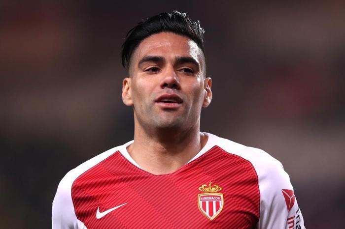 FLAŞ Galatasaray Falcao transferini açıkladı, taraftar çıldırdı