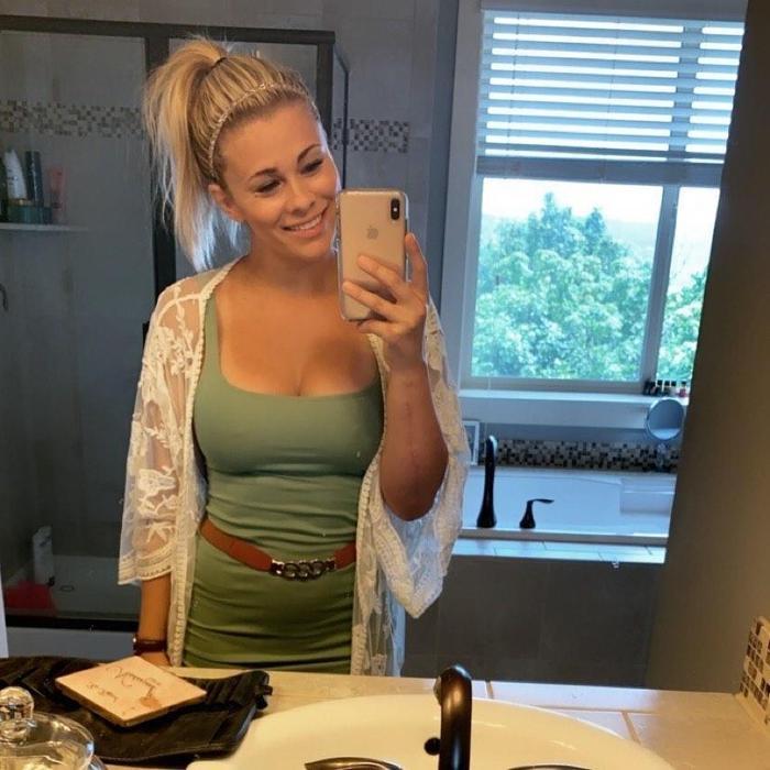 Güzel sporcu Paige VanZant eşiyle çırılçıplak pozları için ilk kez konuştu