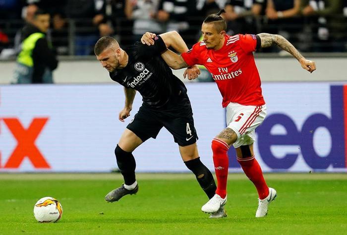 Fenerbahçenin transfer hedefi Ljubomir Fejsa Ali Koç bizzat devrede