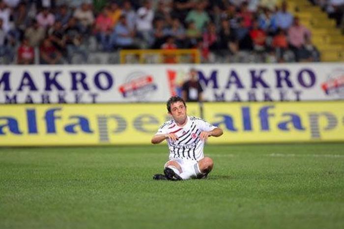 NİHAT KAHVECİ