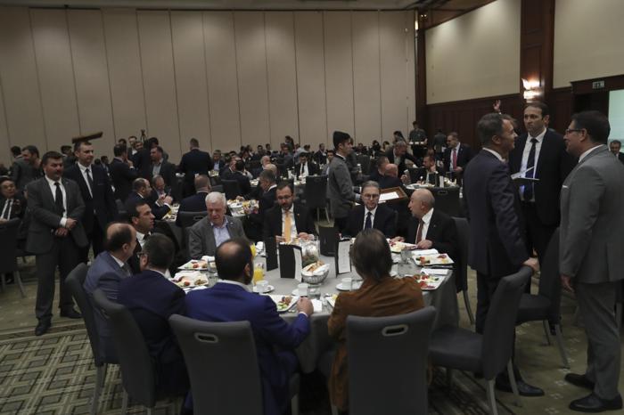 Futbol dünyası iftarda buluştu