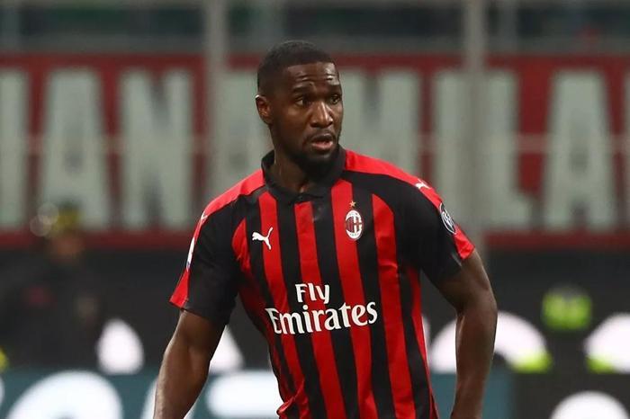 Ersun Yanal onay verirse Cristian Zapata Fenerbahçeye