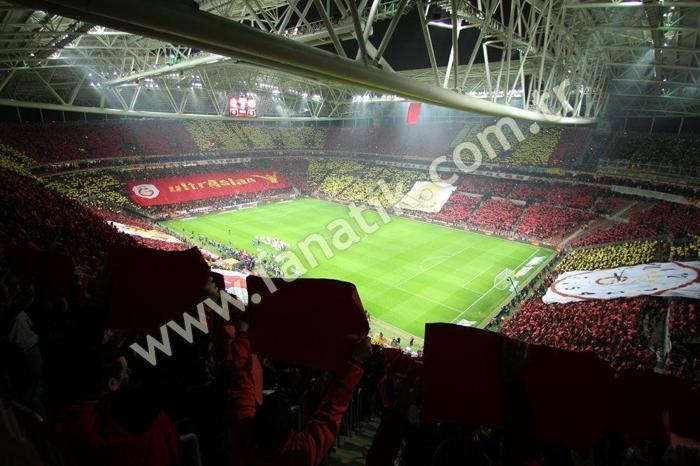 Galatasaray taraftarı desibel rekoru kırdı