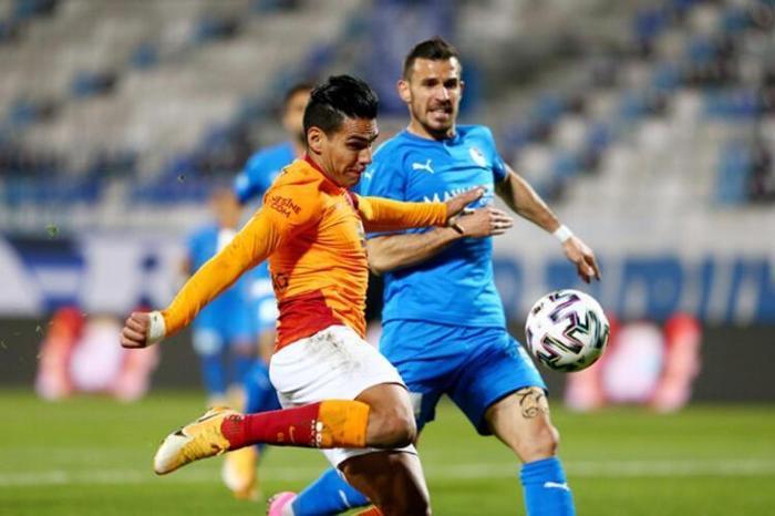 Son dakika - Galatasarayda Falcao gerçeği Kadroya alınmamıştı...