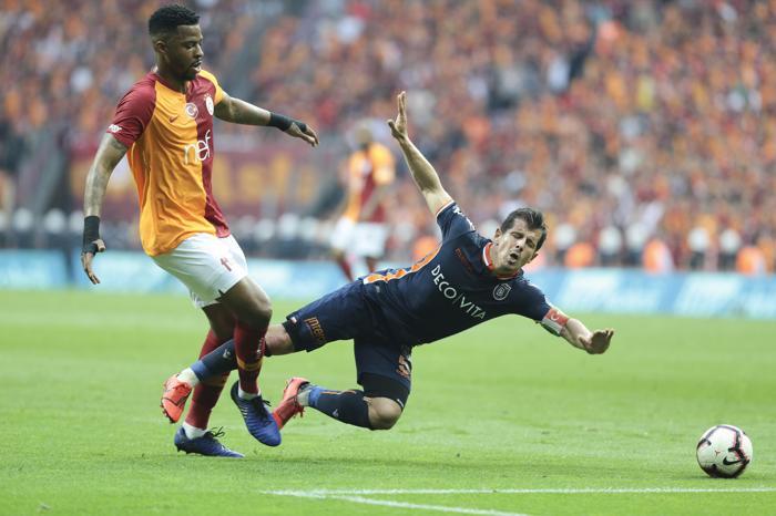 Başakşehir dağılıyor Emre Belözoğlu ve 5 yıldız veda edecek