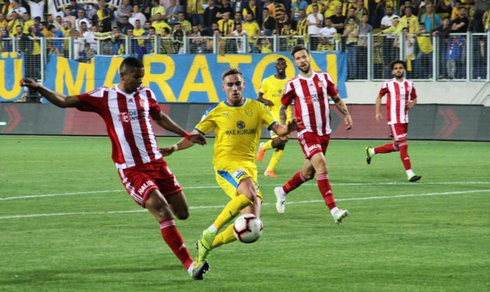 Ankaragücü ligde kaldı, Mustafa Kaplan gözyaşlarını tutamadı