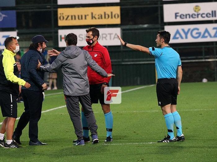 Fenerbahçe - İstanbulspor maçında Fatih Tekke sahaya girdi: Benim canımı sıkma
