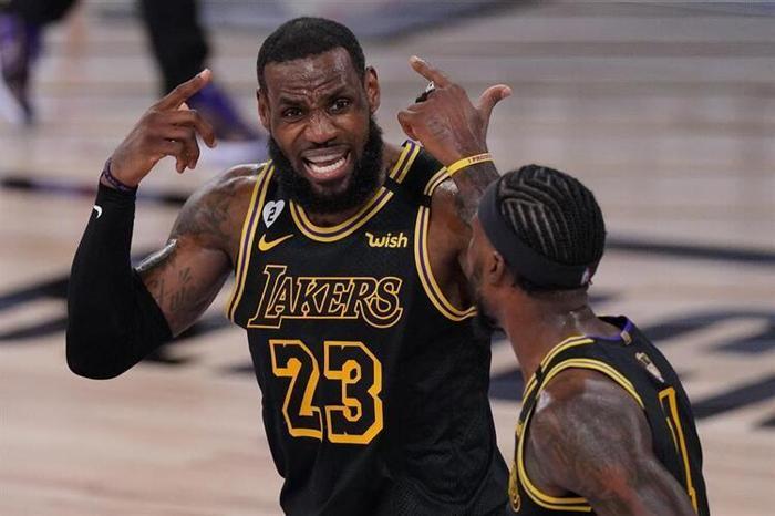 LeBron Jamesi çıldırtan 9 saniye
