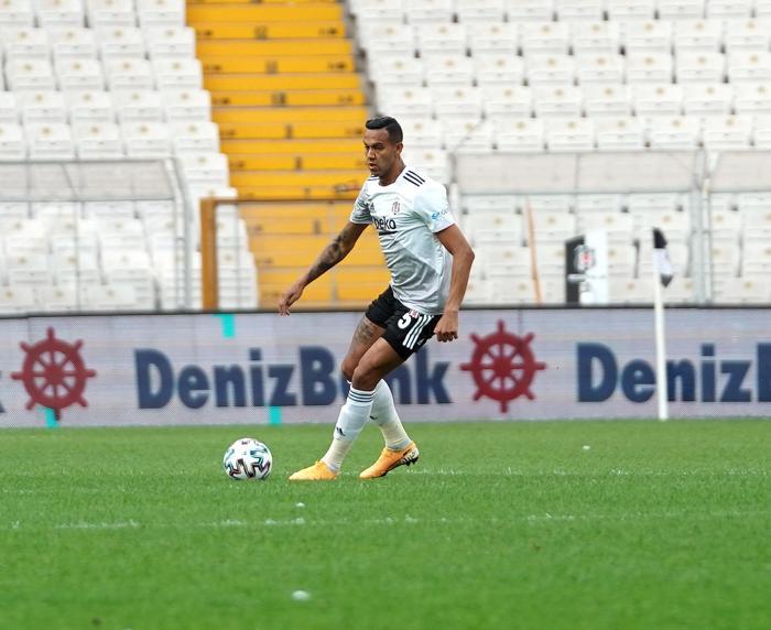Beşiktaşta 3 yeni transfer feda dedi 7.5 milyon Euro...