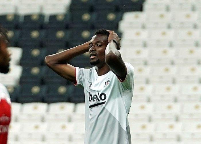 Beşiktaşta 3 yeni transfer feda dedi 7.5 milyon Euro...