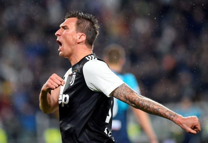 Mandzukicin Beşiktaşa transferi neden yattı İşte o neden...