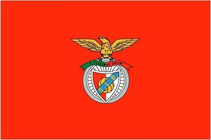 Benfica: 68.000
