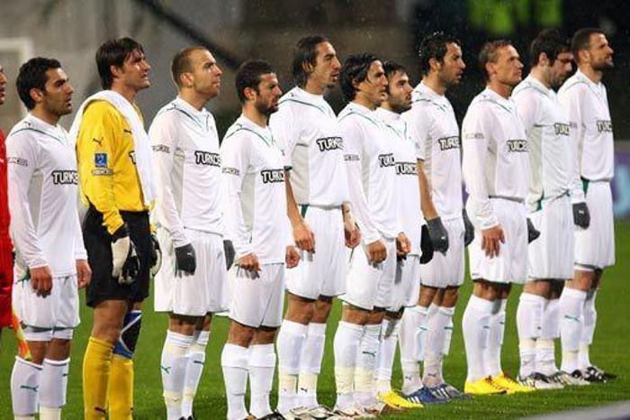 İLK YARININ TAKIMI
