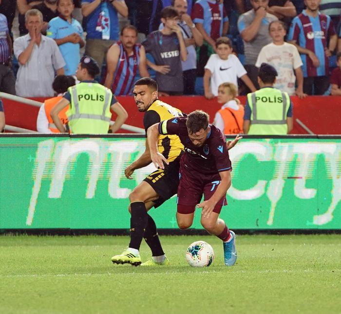 Fanatik yazarlarının Trabzonspor - AEK maçı yorumları