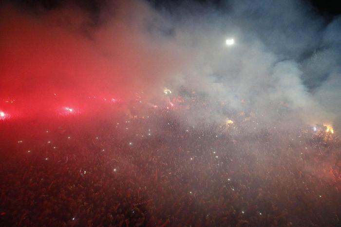 Galatasarayın 22. şampiyonluğunun ardından Floryada muhteşem coşku