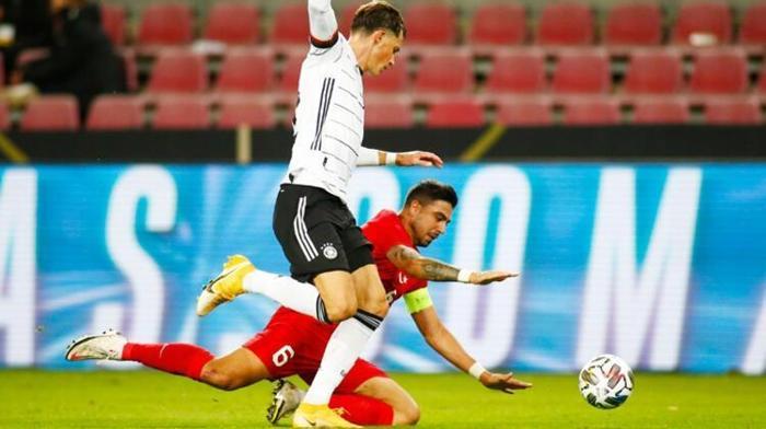 Son dakika | Bayern Munihten Ozan Tufan bombası